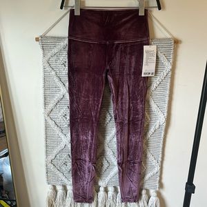 NWT Lululemon- Wunder Lounge HR Tight 28” *V